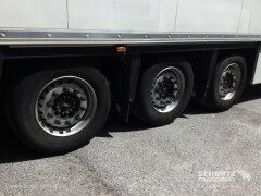 Schmitz Cargobull Reefer Meat hanging system 