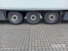 Schmitz Cargobull Tiefkühler Multitemp Doppelstock Trennwand 