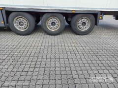 Schmitz Cargobull Tiefkühler Multitemp Doppelstock Trennwand 