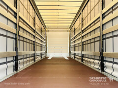 Schmitz Cargobull Curtainsider Mega Getränke 