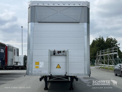 Schmitz Cargobull Curtainsider Mega Getränke 