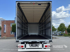 Schmitz Cargobull Curtainsider Standard Getränke 