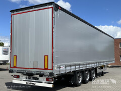 Schmitz Cargobull Curtainsider Mega Getränke 