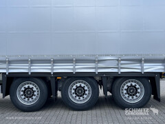 Schmitz Cargobull Curtainsider Mega Getränke 