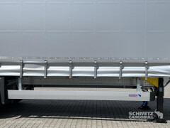 Schmitz Cargobull Curtainsider Mega Getränke 