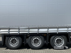 Schmitz Cargobull Curtainsider Mega Getränke 