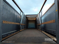 Schmitz Cargobull Semitrailer Curtainsider Standard Hayon 