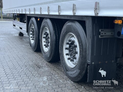 Schmitz Cargobull Curtainsider Standard Getränke 