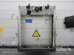 Schmitz Cargobull Curtainsider Mega Getränke 
