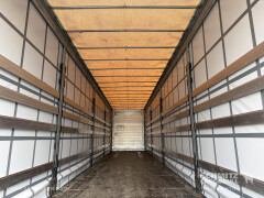 Schmitz Cargobull Curtainsider Mega Getränke 
