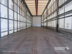 Schmitz Cargobull Curtainsider Standard Getränke 
