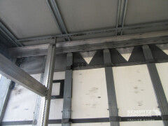 Schmitz Cargobull Curtainsider Mega Getränke 
