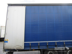 Schmitz Cargobull Curtainsider Mega Getränke 