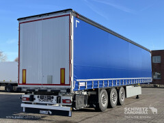 Schmitz Cargobull Curtainsider Standard Getränke 