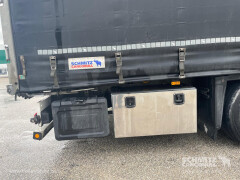 Schmitz Cargobull Curtainsider Varios 