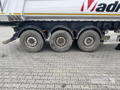 WIELTON Tipper Alu-square sided body 28m³ 