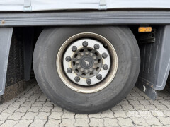 Schmitz Cargobull Curtainsider Mega Getränke 