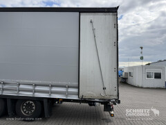 Schmitz Cargobull Curtainsider Mega Getränke 