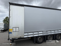 Schmitz Cargobull Curtainsider Mega Getränke 