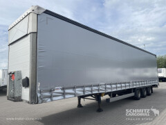 Schmitz Cargobull Curtainsider Mega Getränke 