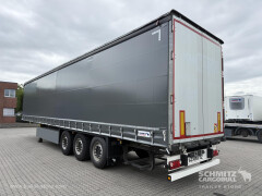 Schmitz Cargobull Curtainsider Standard Getränke 