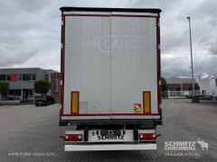 Schmitz Cargobull Curtainsider Standard Getränke 