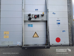 Schmitz Cargobull Curtainsider Mega Getränke 