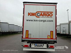 Schmitz Cargobull Curtainsider Standard Getränke 