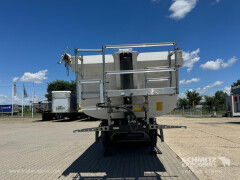 Schmitz Cargobull Tipper Steel half pipe body 28m³ 