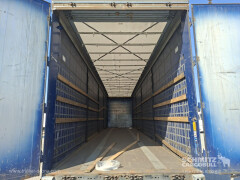 KOEGEL Curtainsider Mega 
