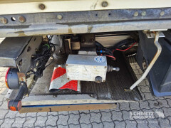 Schmitz Cargobull Trockenfrachtkoffer Standard Ladebordwand 
