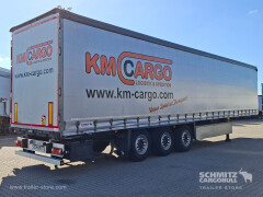 Schmitz Cargobull Curtainsider Standard Getränke 