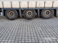 Schmitz Cargobull Curtainsider Mega 